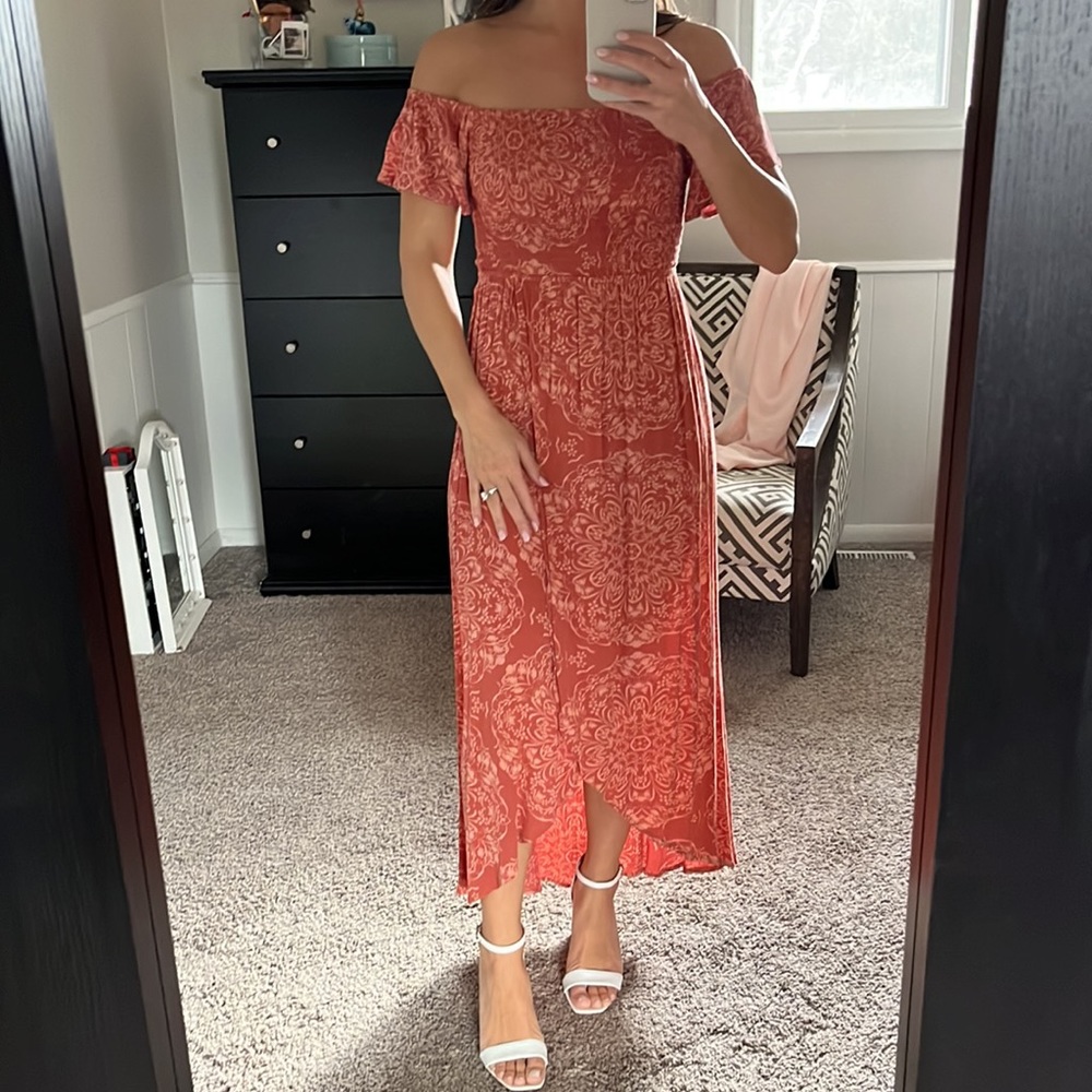 Off the shoulder vacation dress